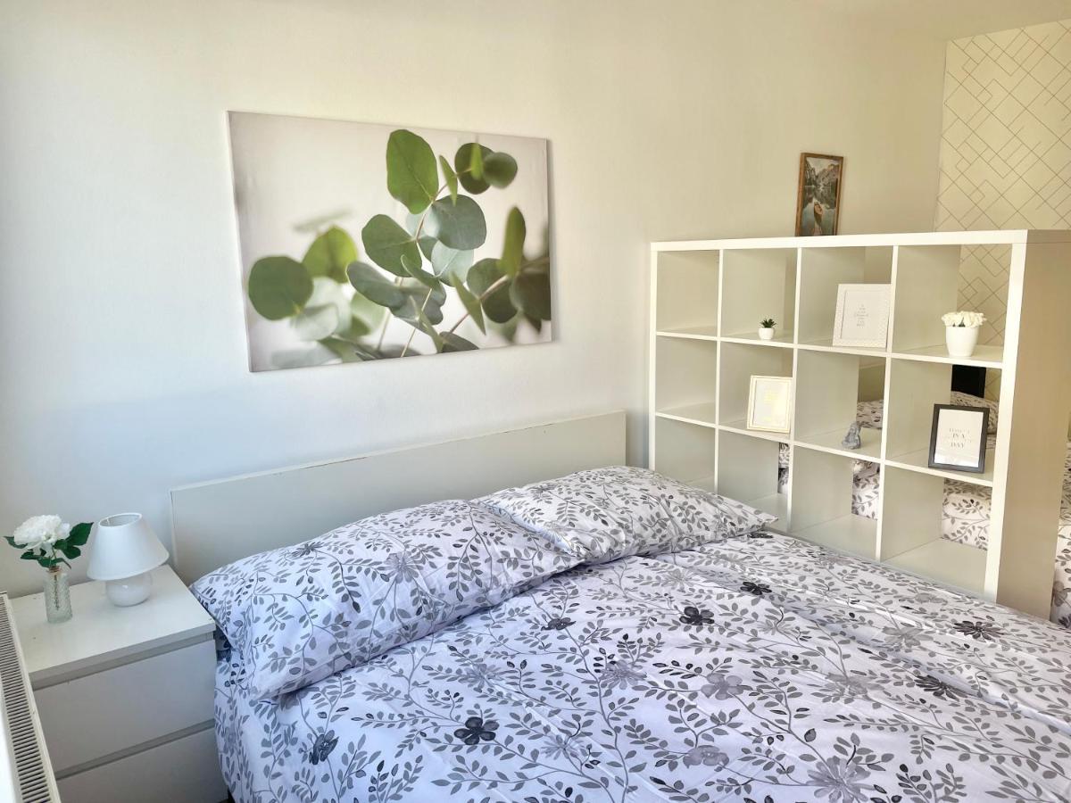 80M2 Apartment With Balcony & Free Netflix Wien Eksteriør bilde