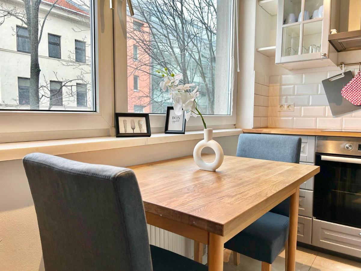 80M2 Apartment With Balcony & Free Netflix Wien Eksteriør bilde