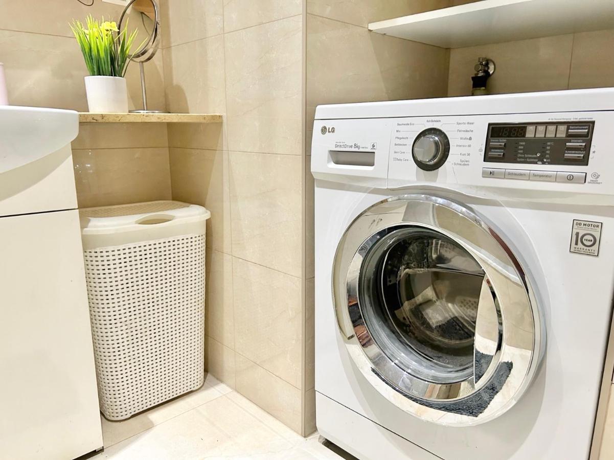80M2 Apartment With Balcony & Free Netflix Wien Eksteriør bilde